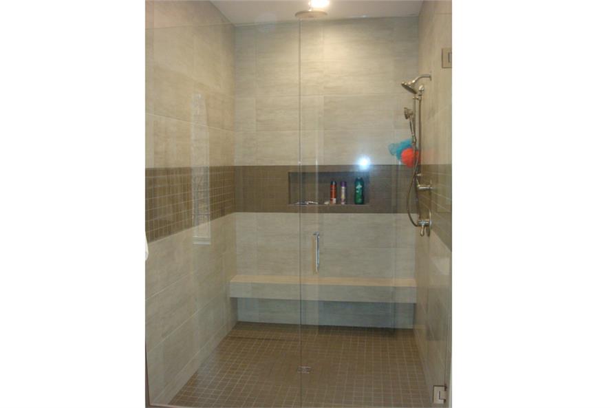 120-2548: Home Interior Photograph-Master Bathroom