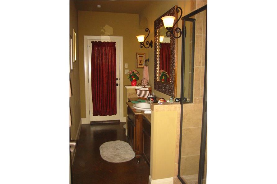 136-1031: Home Interior Photograph-Bathroom