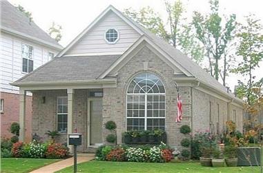 3-Bedroom, 1611 Sq Ft Southern House Plan - 170-1033 - Front Exterior