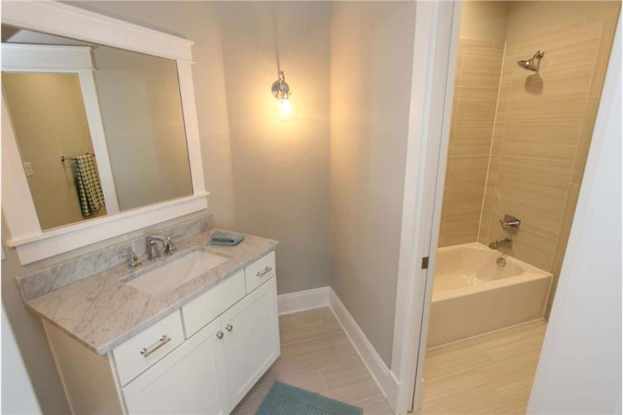 198-1060: Home Interior Photograph-Bathroom